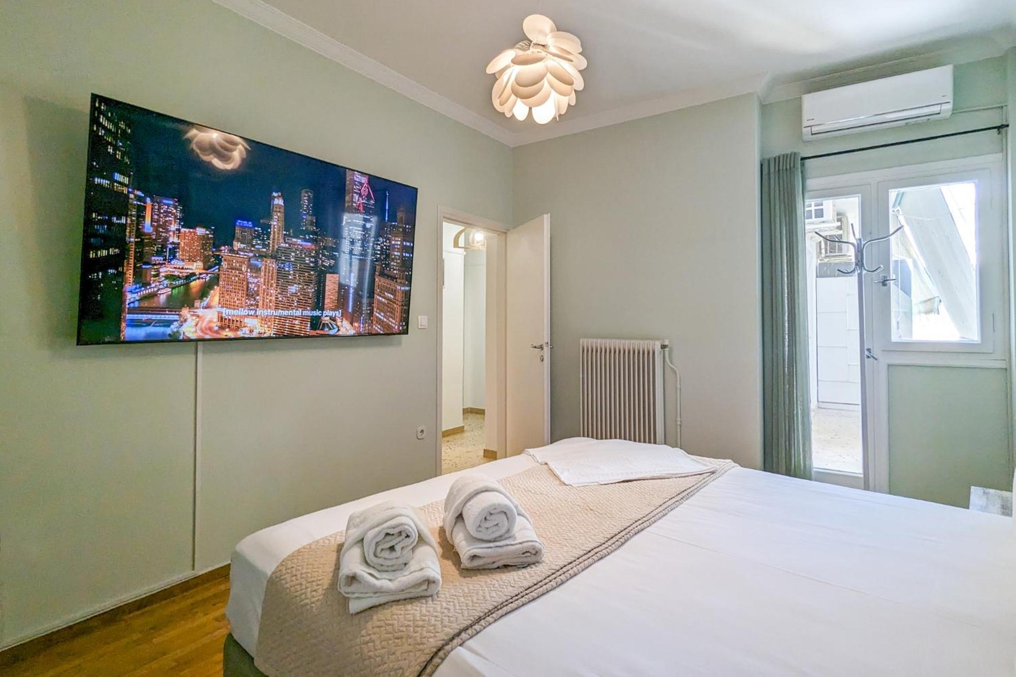 Boutique Acropolis Apartment By Cloudkeys - Just 5 Minutes Walk To Acropolis Museum Athen Eksteriør bilde